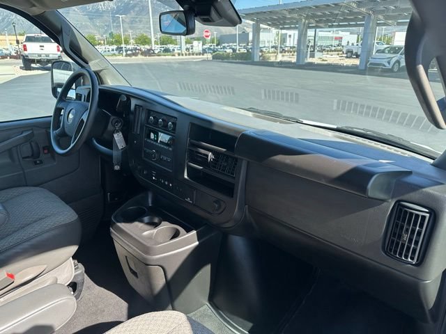 Certified 2024 Chevrolet Express 3500 LT w/ LT Preferred Equipment Group RWD image 17