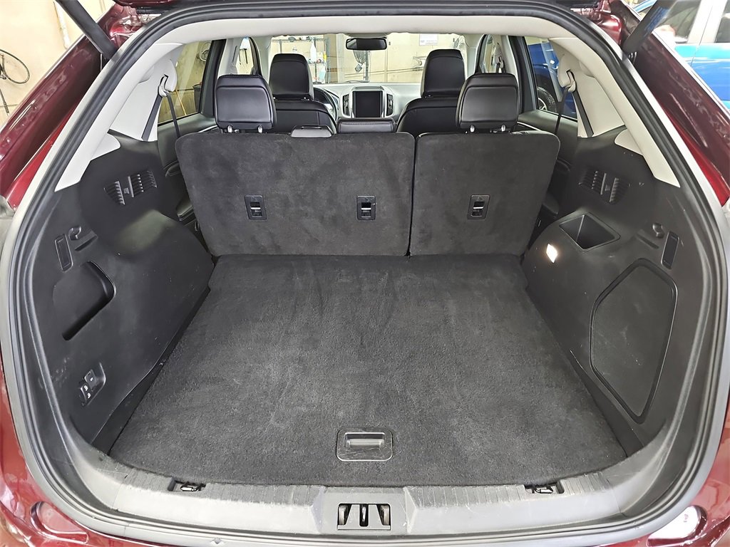 Used 2024 Ford Edge Titanium image 12