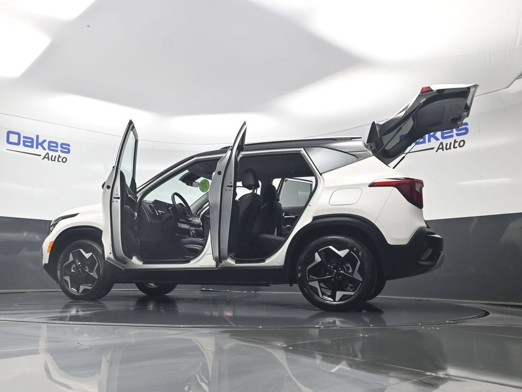 Certified 2026 Kia Seltos S FWD image 60