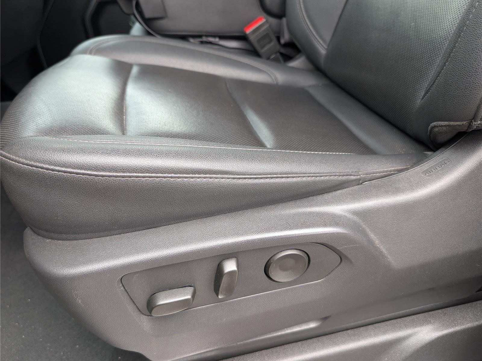 Used 2025 GMC Sierra 1500 SLT RWD image 20