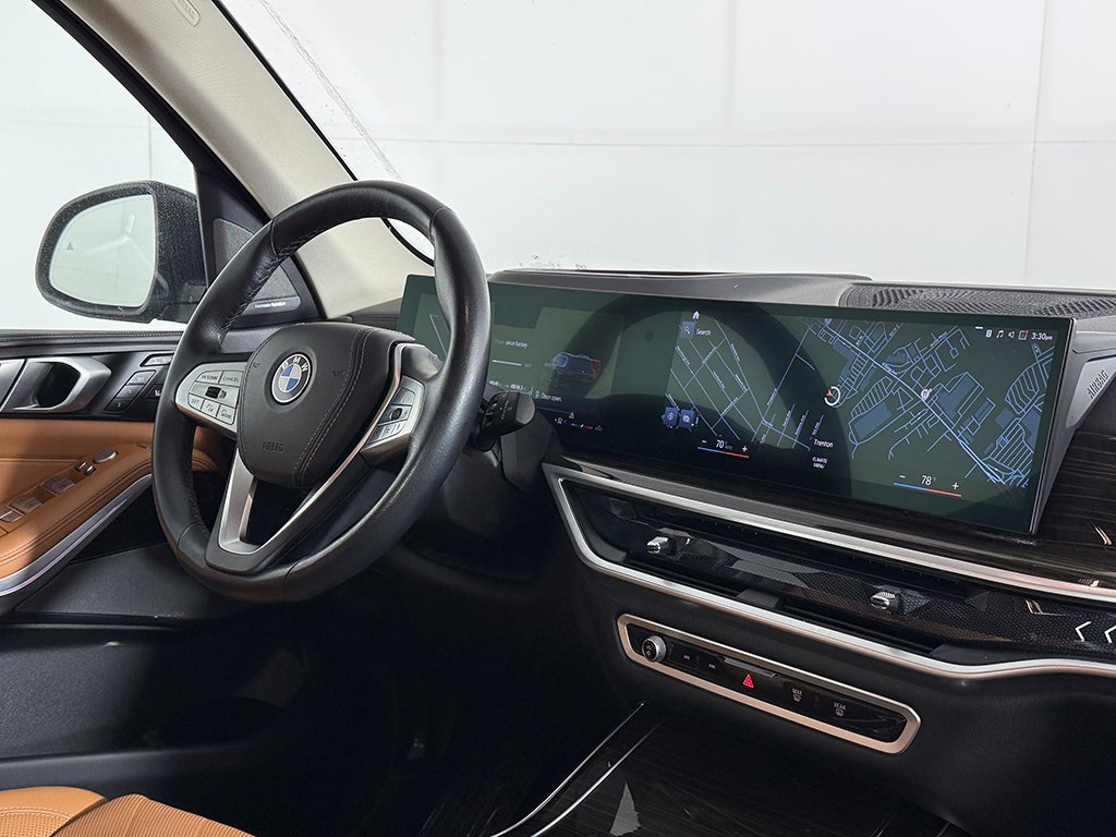 Used 2023 BMW X7 xDrive40i w/ Premium Package image 29