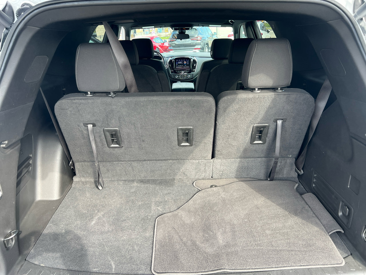 Used 2022 Chevrolet Traverse LT image 15
