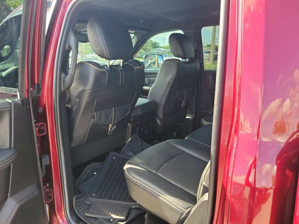 Used 2017 RAM 1500 Limited RWD image 9