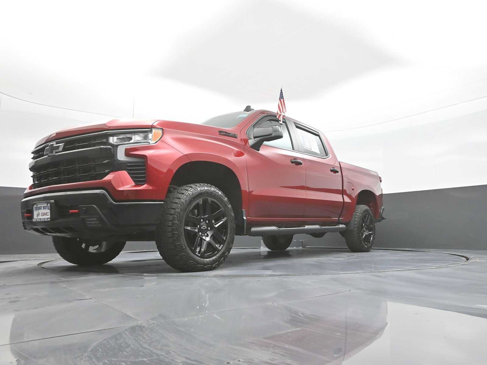 Used 2024 Chevrolet Silverado 1500 LT Trail Boss w/ LPO, Dark Essentials Package AWD/4WD image 35
