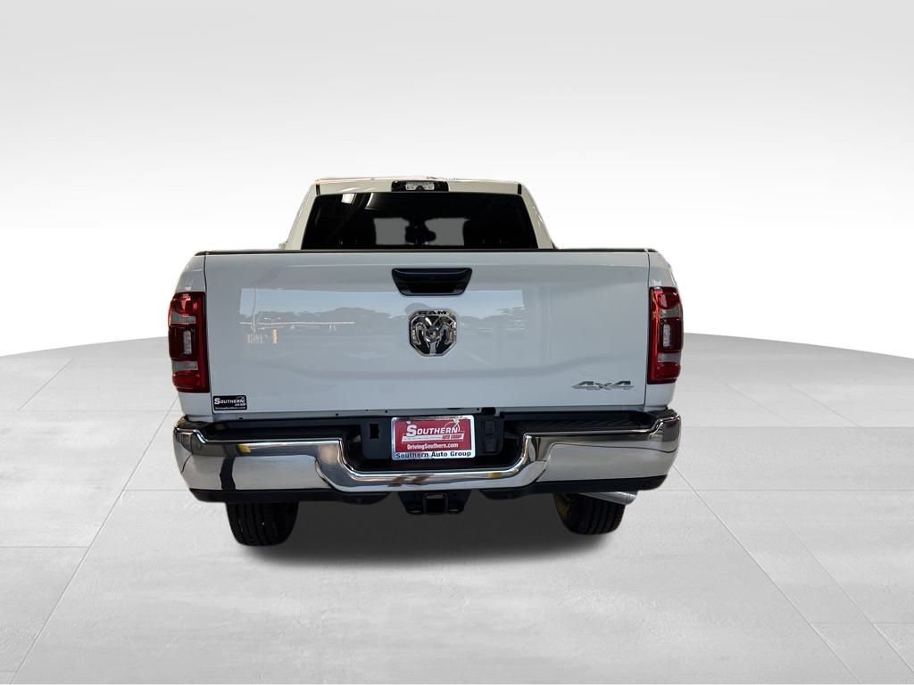 New 2024 RAM 3500 Tradesman w/ Towing Technology Group image 4