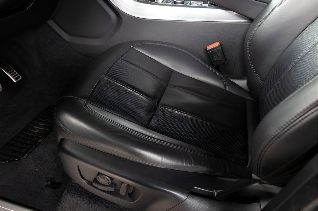 Used 2020 Land Rover Range Rover Sport HSE Dynamic image 49