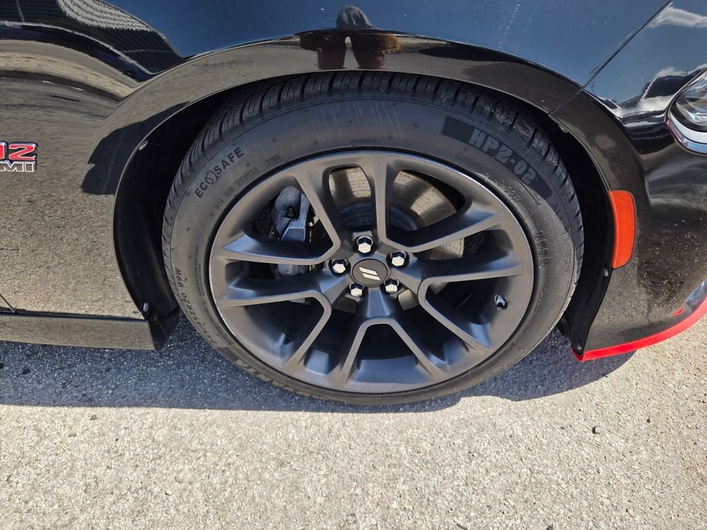 Used 2022 Dodge Charger Scat Pack w/ Plus Group RWD image 18