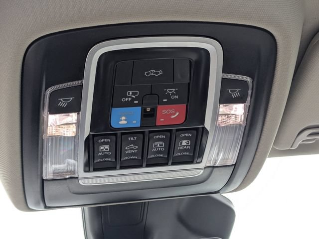 New 2026 RAM 1500 Laramie AWD/4WD image 25