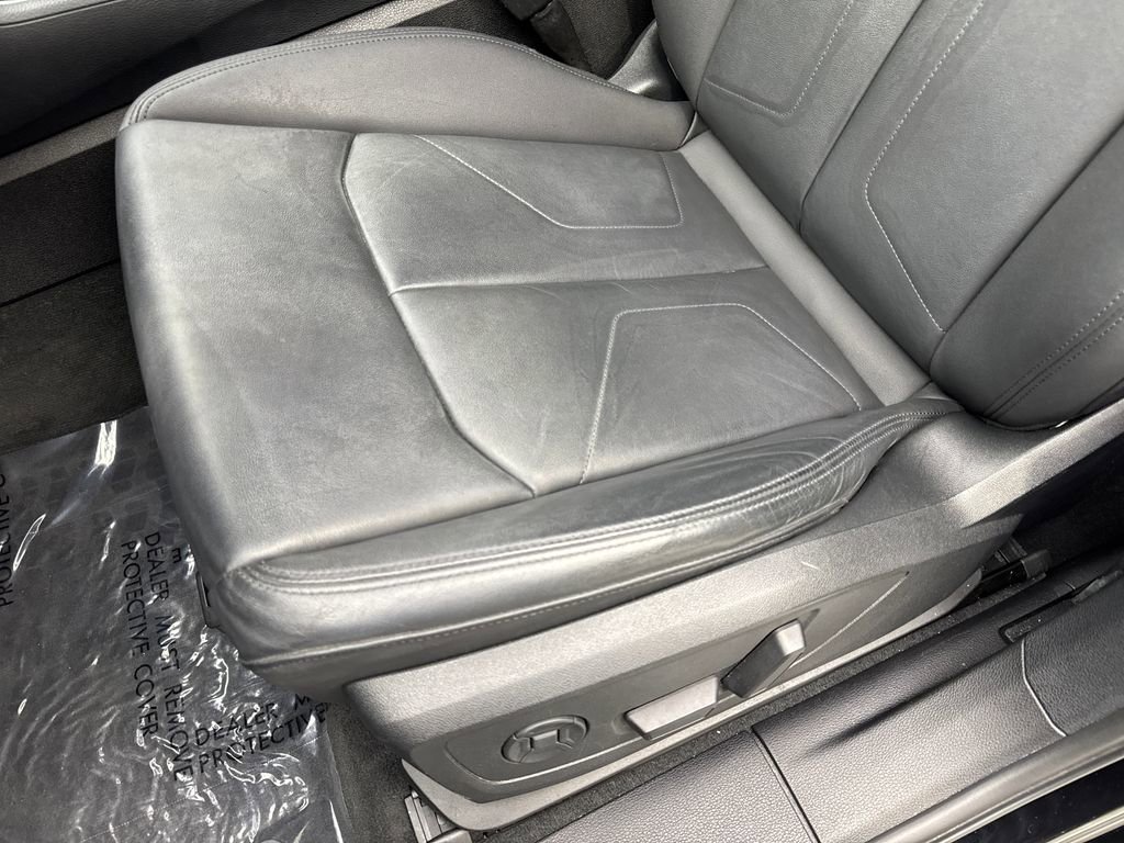 Used 2020 Audi Q3 2.0T Premium w/ Convenience Package image 28