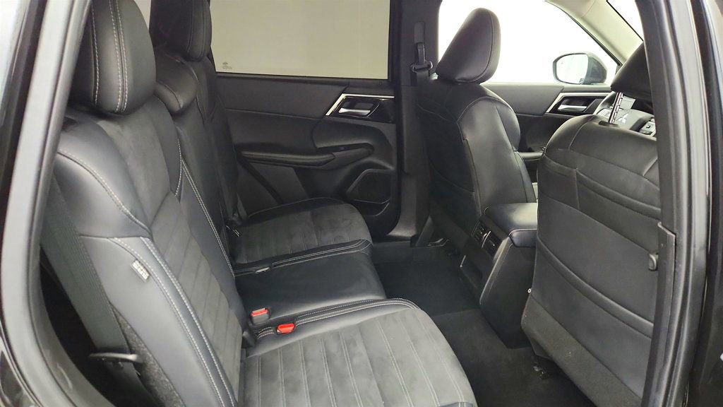 Used 2024 Mitsubishi Outlander SE FWD image 22