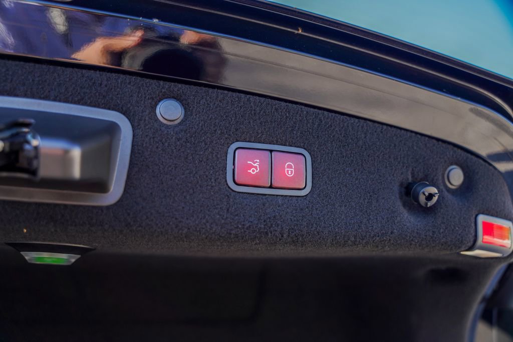 Used 2019 Mercedes-Benz S 63 AMG 4MATIC Coupe image 40