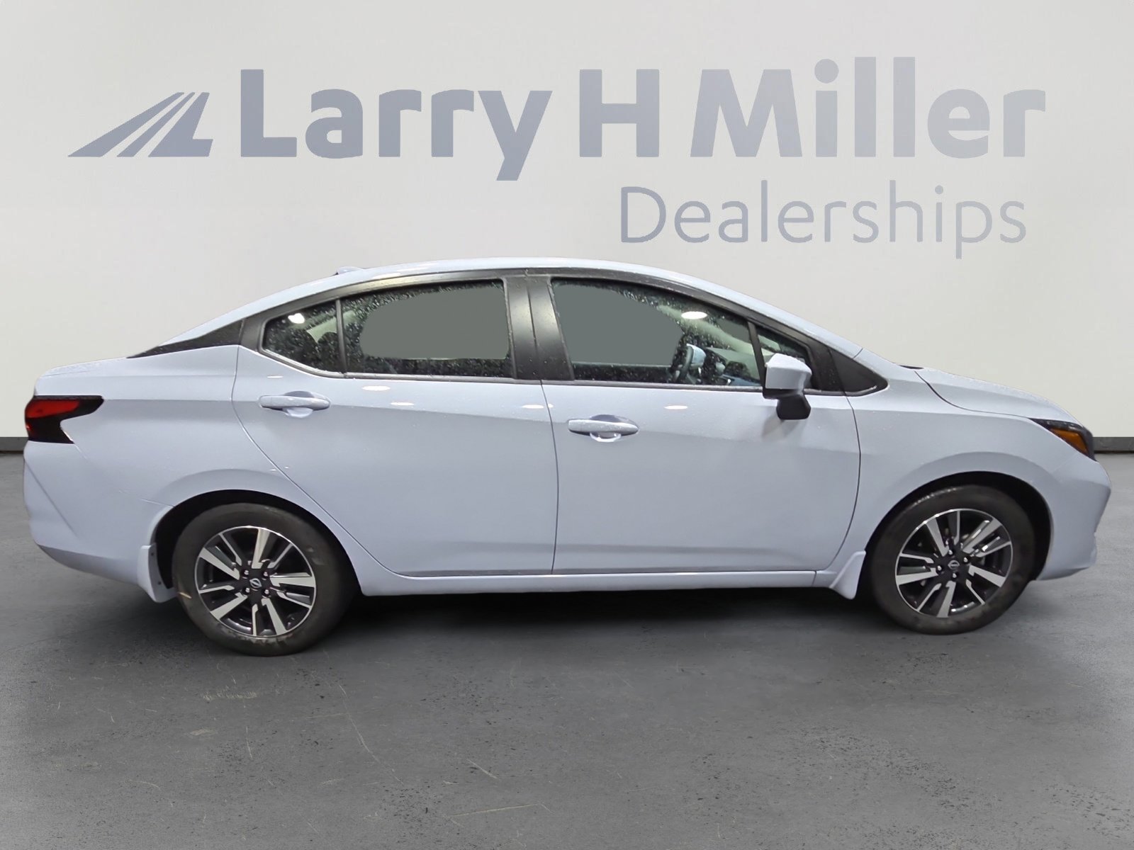 New 2025 Nissan Versa SV w/ Trunk Package image 6