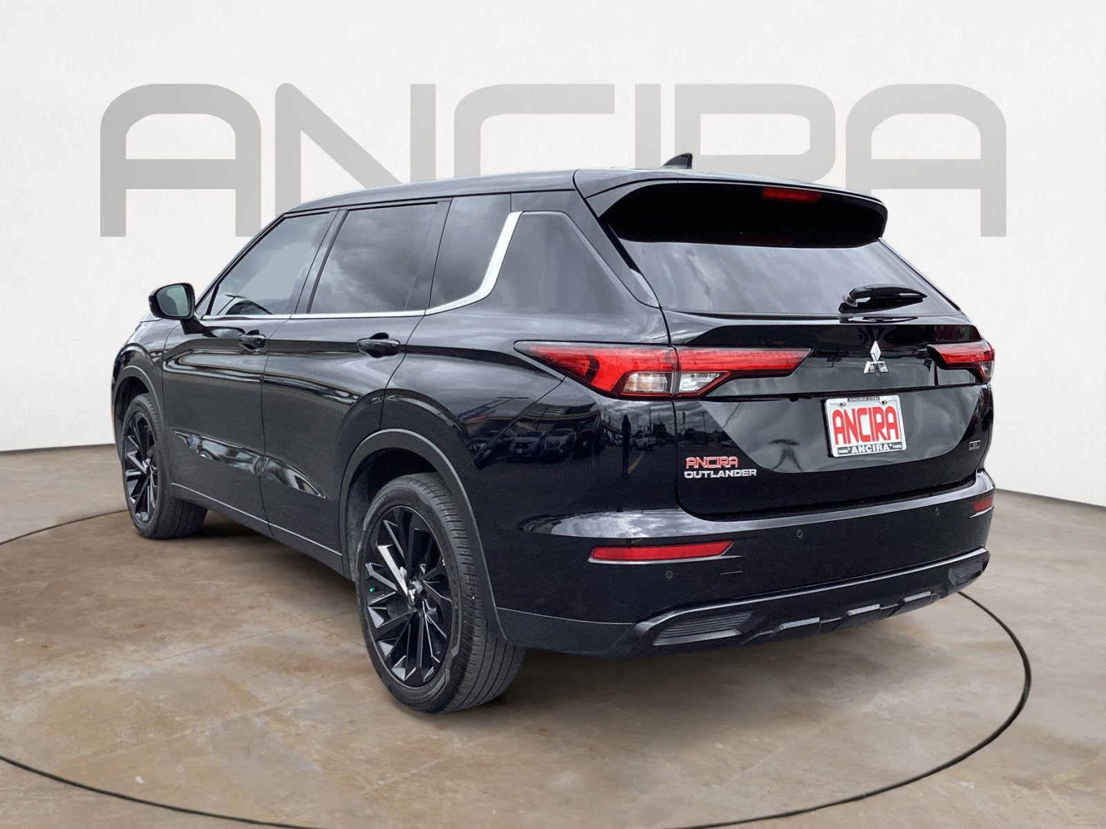 Used 2024 Mitsubishi Outlander SE Black Edition FWD image 12