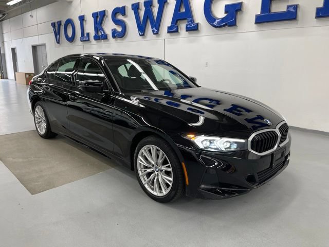 Used 2023 BMW 330i xDrive Sedan w/ Driving Assistance Package AWD/4WD image 5