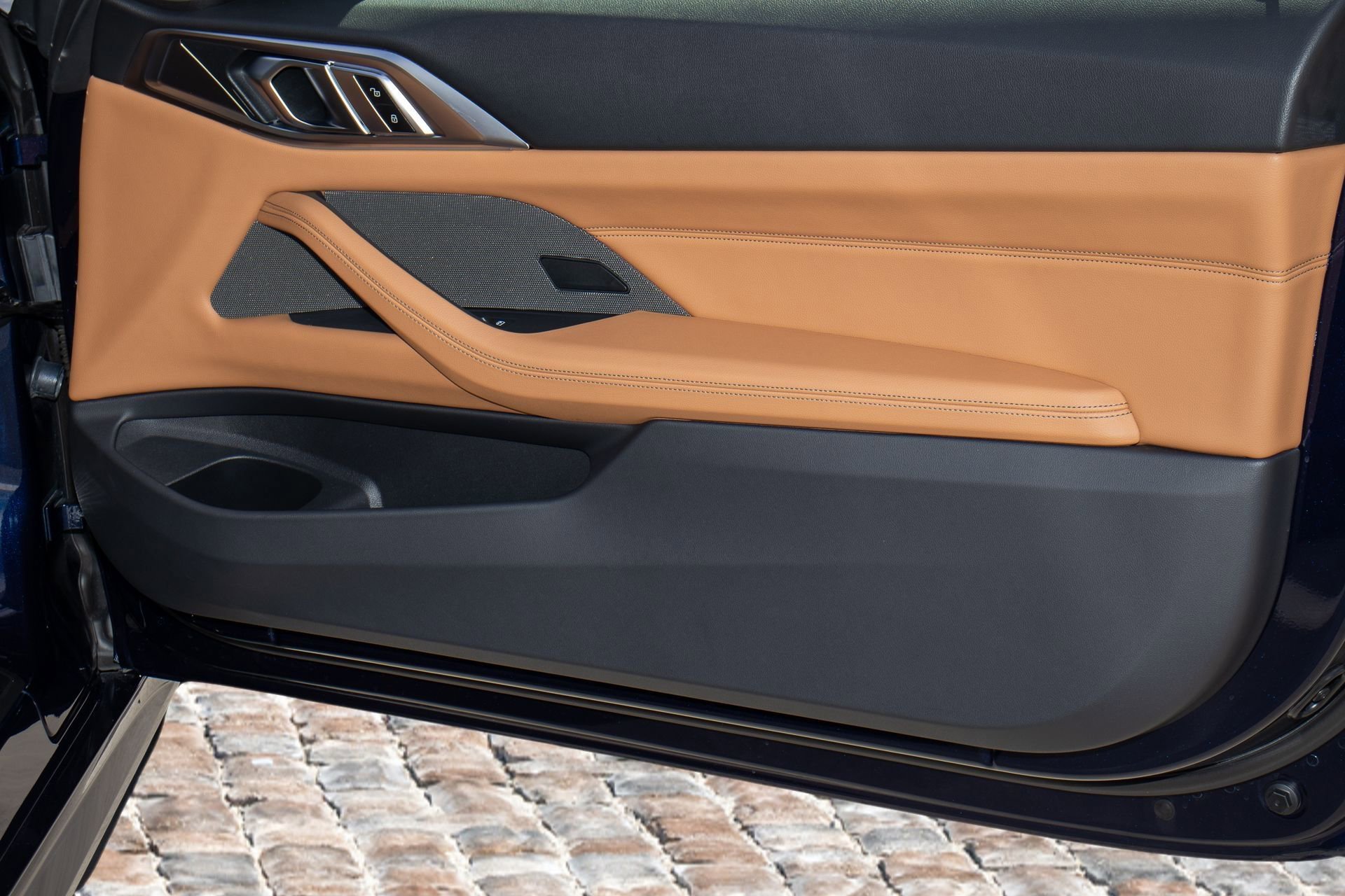 Used 2024 BMW M440i Coupe w/ Premium Package image 11