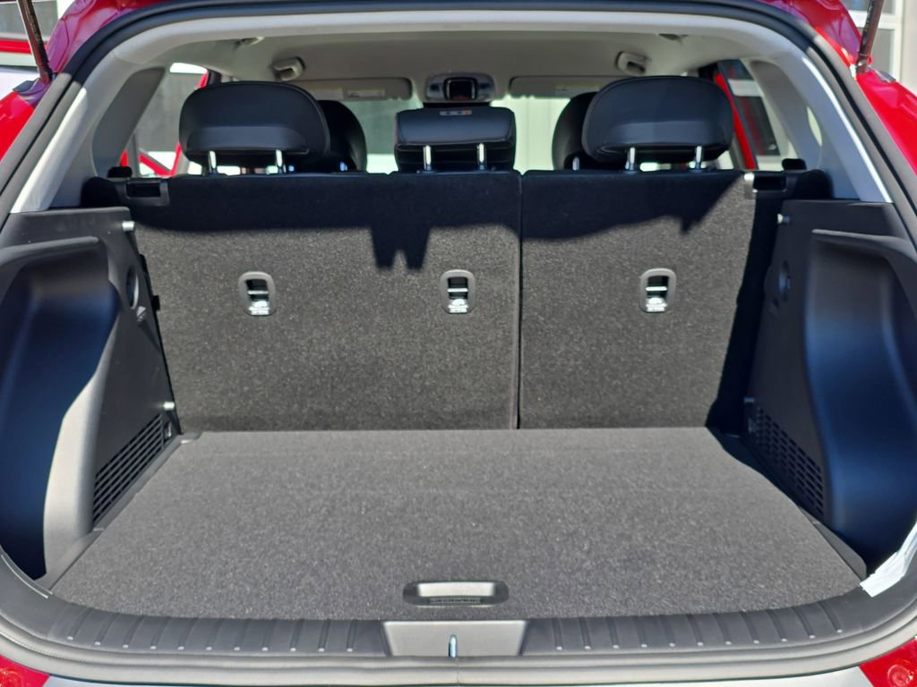 New 2026 Hyundai Kona SEL Premium FWD image 13