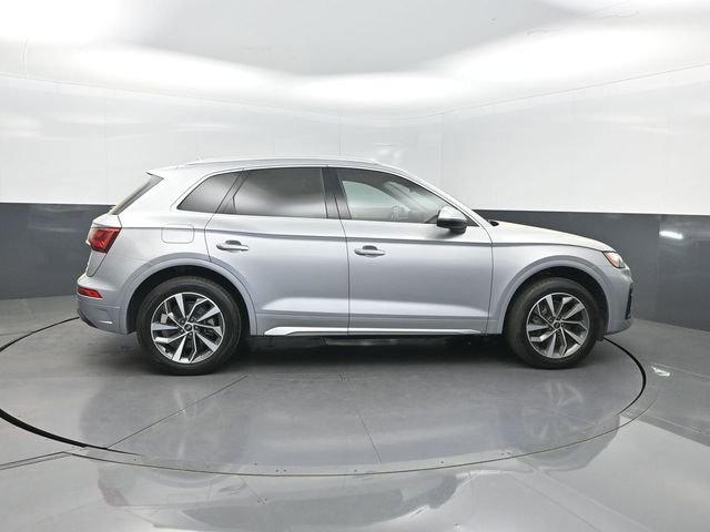 Used 2021 Audi Q5 2.0T Premium w/ Convenience Package image 36