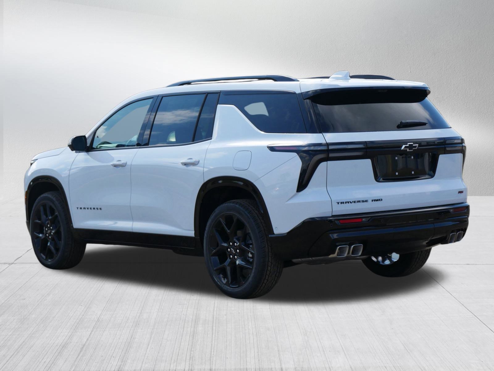 New 2026 Chevrolet Traverse RS image 3