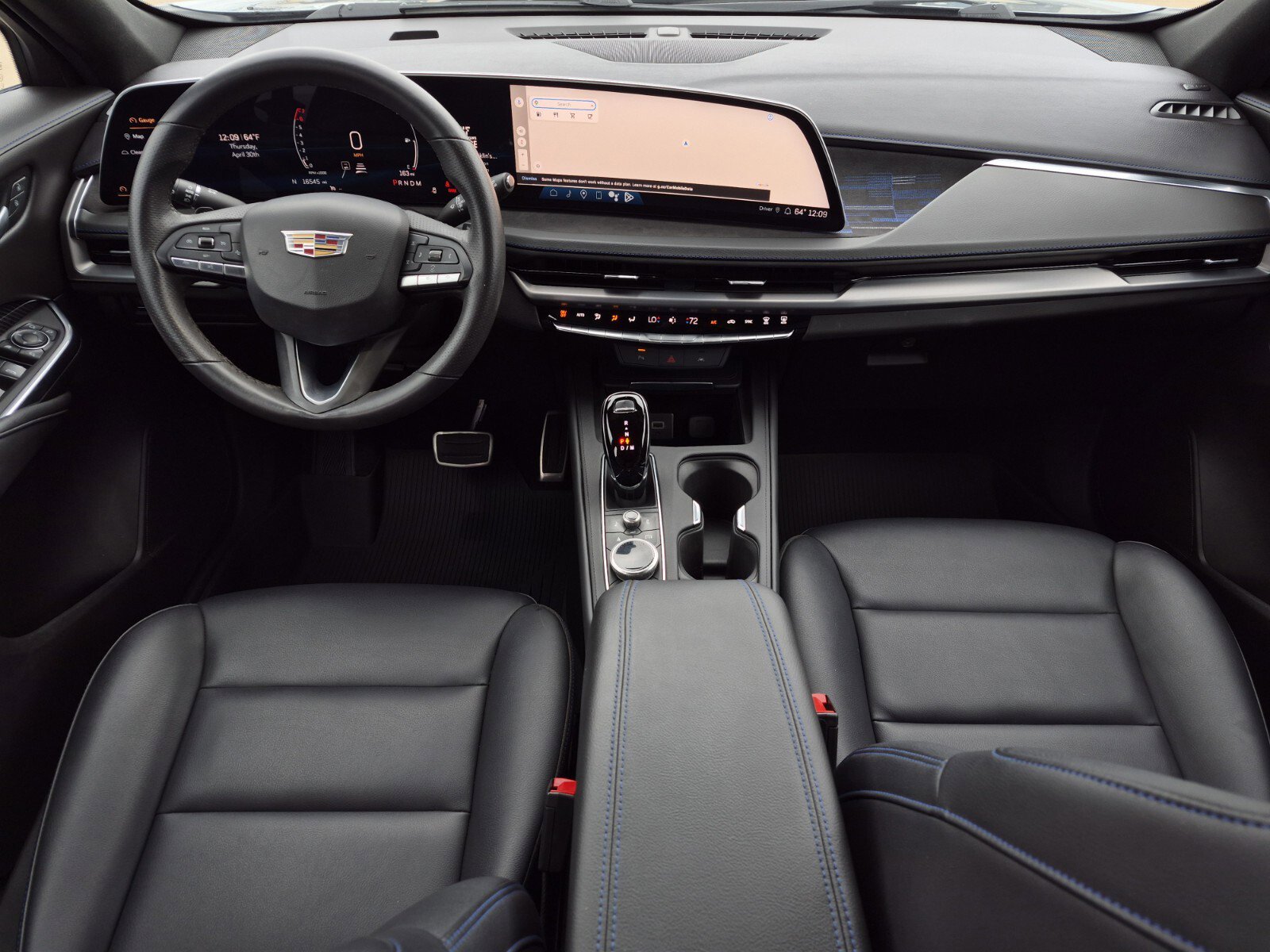 Used 2024 Cadillac XT4 Sport w/ LPO, Floor Liner Package FWD image 21