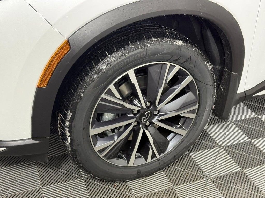 New 2026 INFINITI QX60 Sport image 10