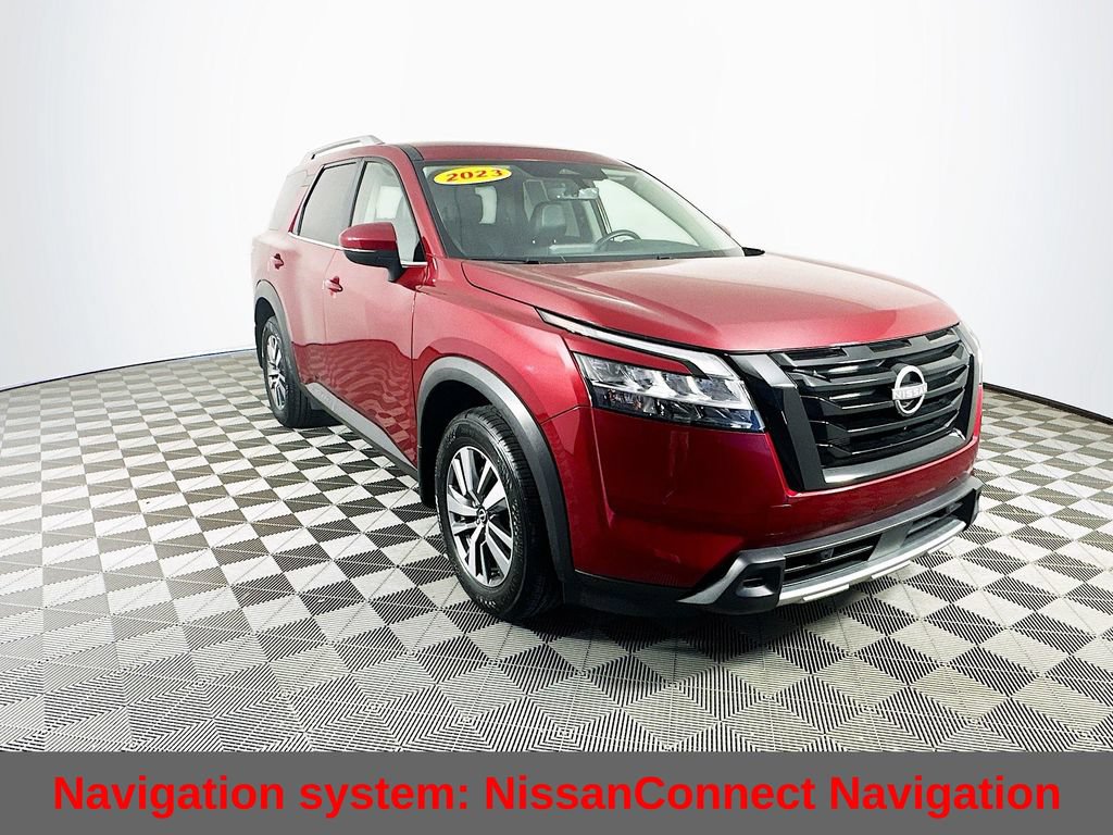 Certified 2023 Nissan Pathfinder SL w/ Black Appearance Package AWD/4WD image 3