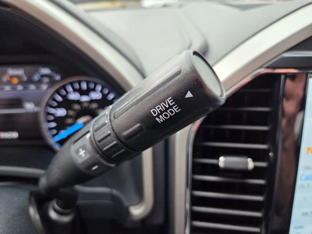 Used 2022 Ford F250 Lariat w/ Black Appearance Package image 32