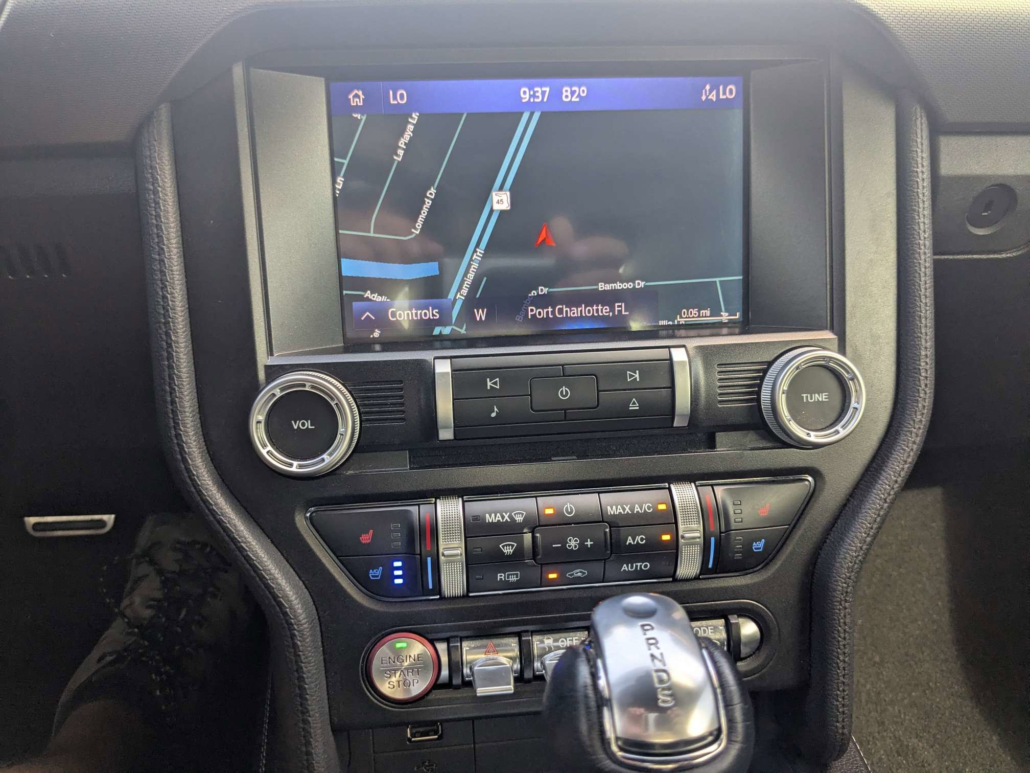 Used 2020 Ford Mustang Premium w/ Equipment Group 201A RWD image 20