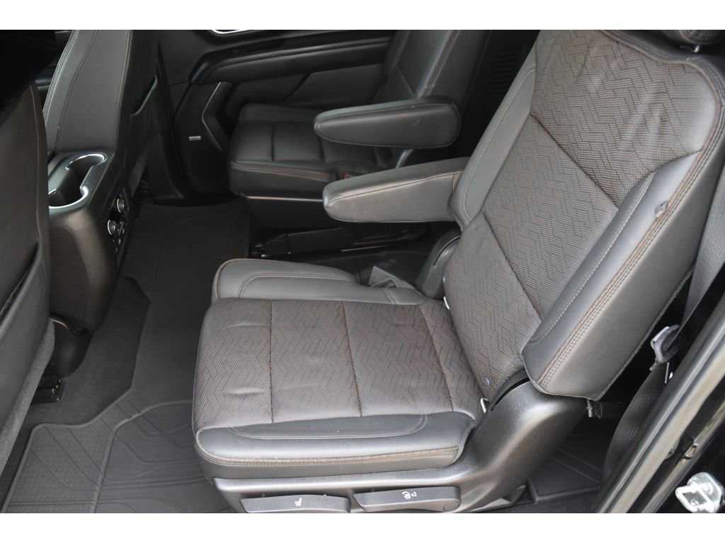 Used 2021 Chevrolet Suburban High Country w/ Premium Package image 15