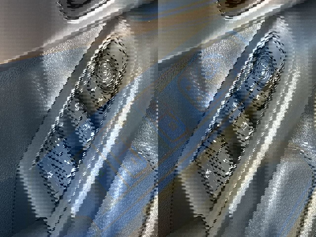 Used 2025 Subaru Impreza 2.0i Sport image 18