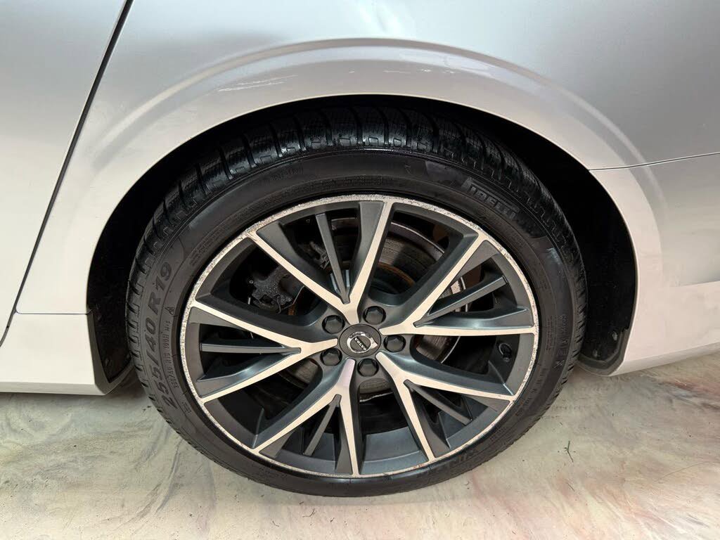 Used 2017 Volvo S90 T6 Momentum w/ Vision Package AWD/4WD image 37