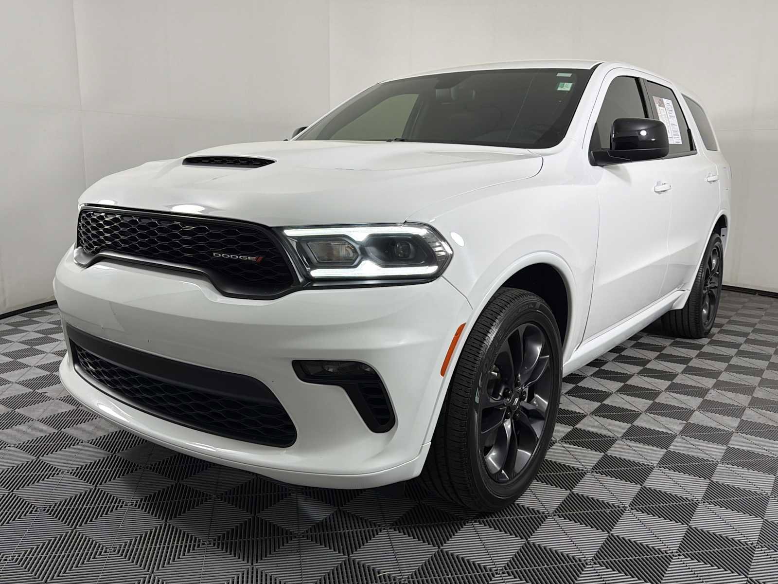 Used 2022 Dodge Durango GT w/ Blacktop Package image 3