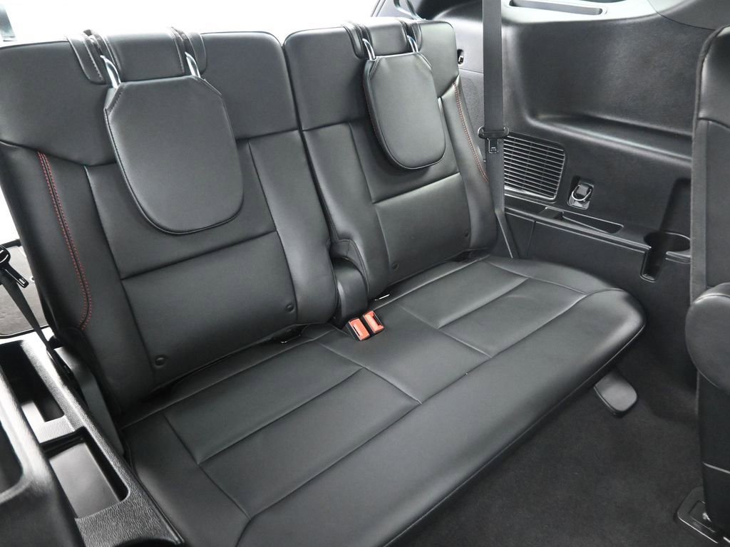 Used 2023 Ford Explorer ST-Line w/ Class IV Trailer Tow Package image 15