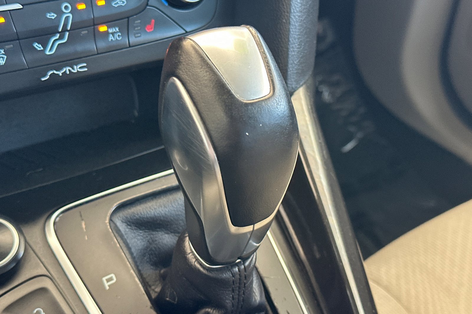 Used 2017 Ford Focus Electric Hatchback image 24