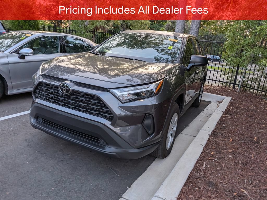 Certified 2024 Toyota RAV4 LE FWD image 4