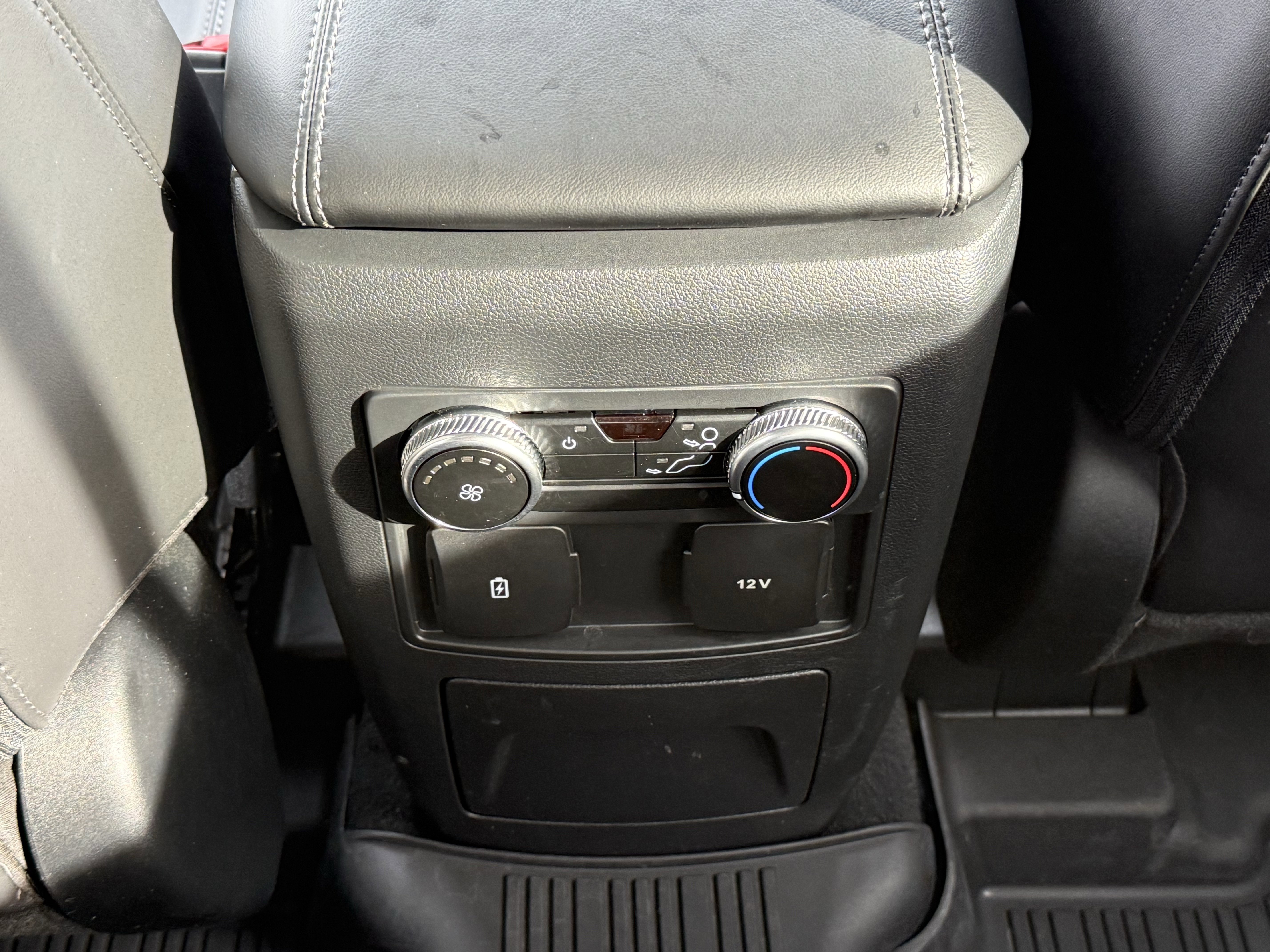 Used 2023 Ford Explorer XLT w/ Equipment Group 202A image 18