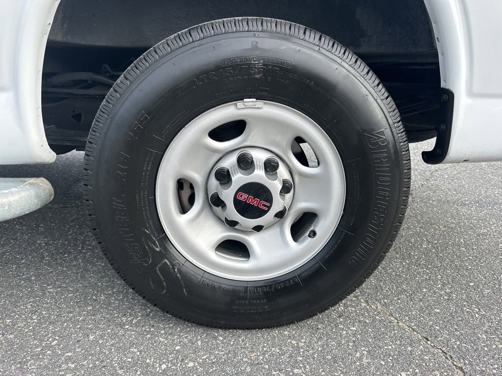 Used 2023 GMC Savana 2500 w/ Driver Convenience Package image 24