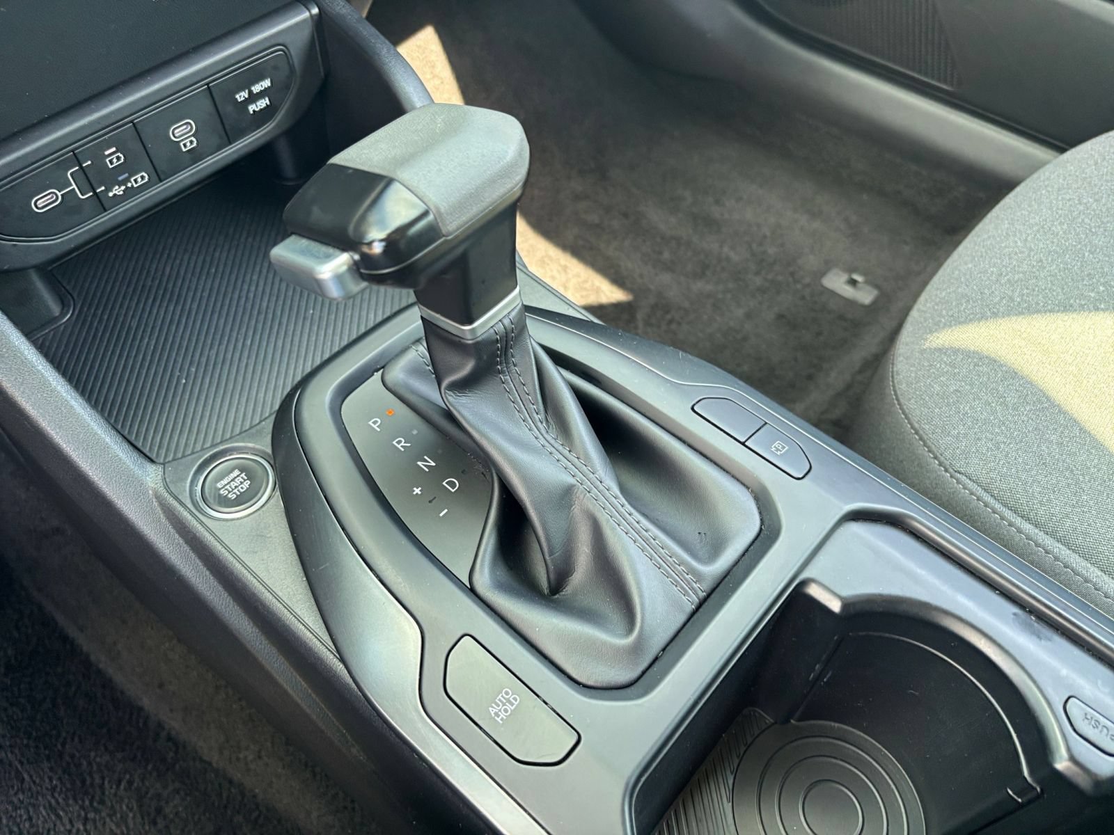 Used 2025 Kia K4 FWD image 36