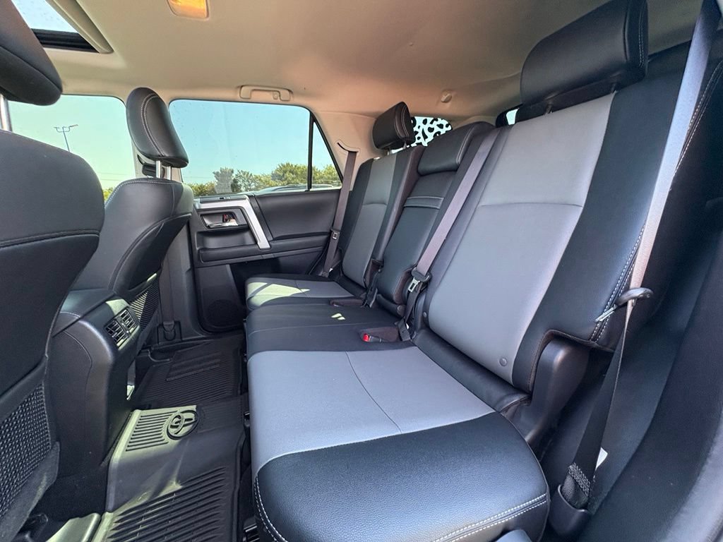 Used 2024 Toyota 4Runner SR5 Premium w/ Moonroof Package AWD/4WD image 26