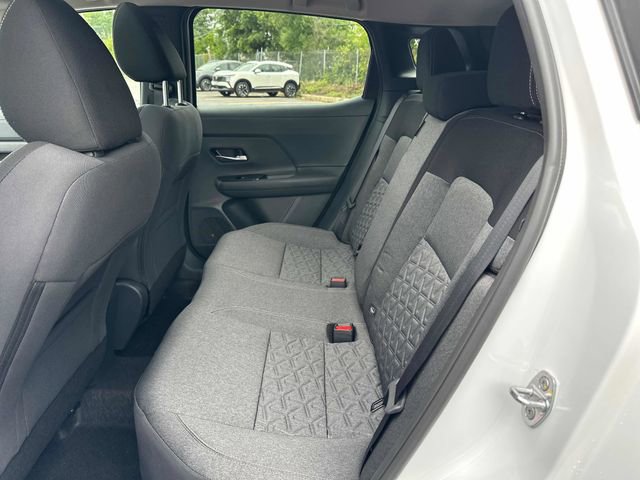 New 2025 Nissan Kicks SV w/ SV Premium Package image 10