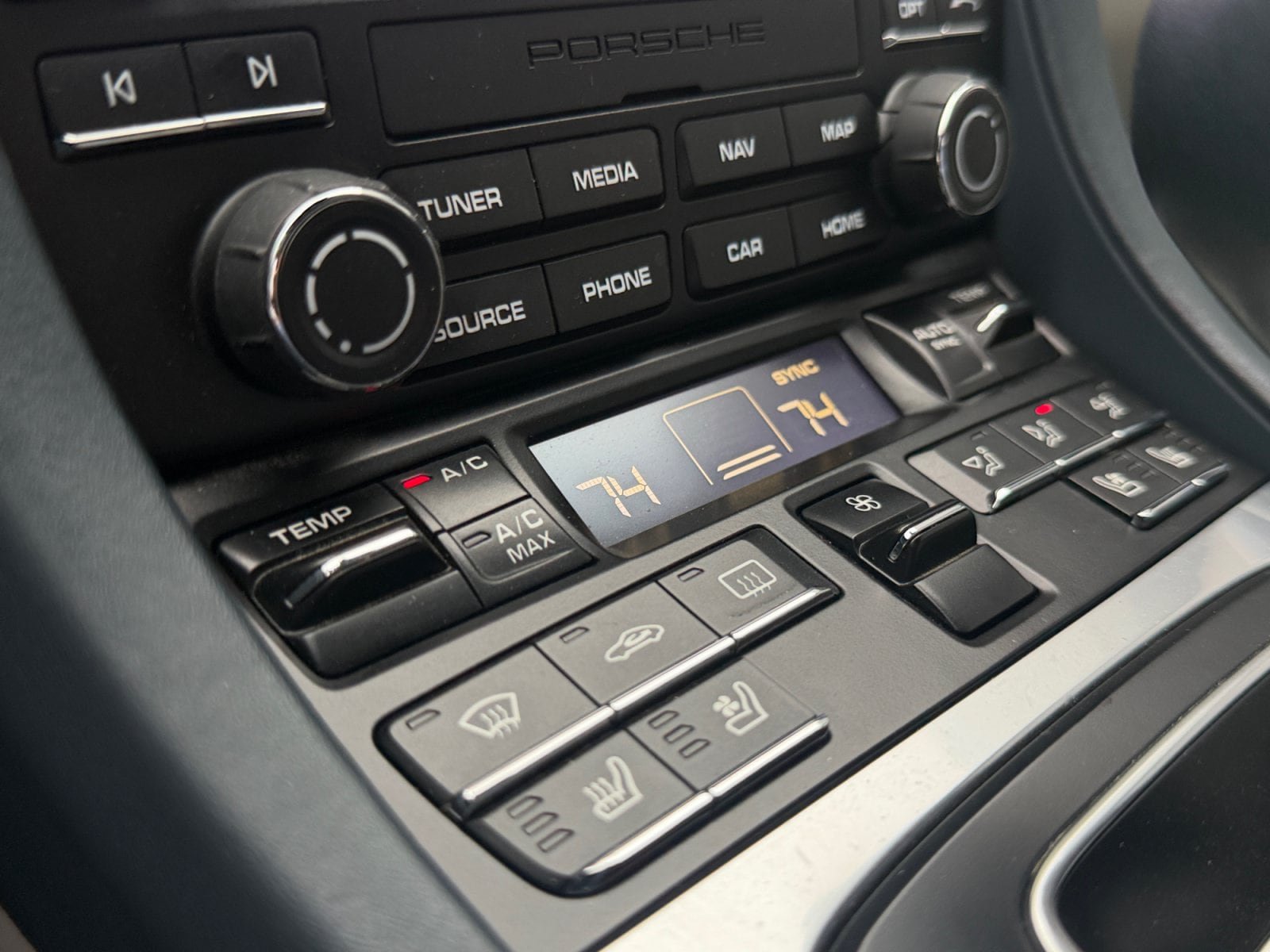 Certified 2019 Porsche 911 Carrera 4S AWD/4WD image 19