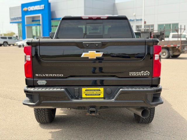 Used 2024 Chevrolet Silverado 3500 High Country w/ High Country Premium Package AWD/4WD image 7