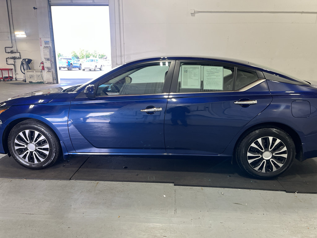 Used 2023 Nissan Altima 2.5 S FWD image 18