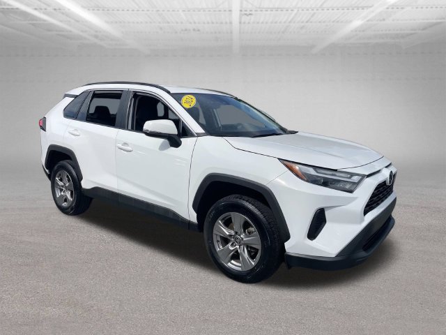 Used 2024 Toyota RAV4 XLE FWD image 4