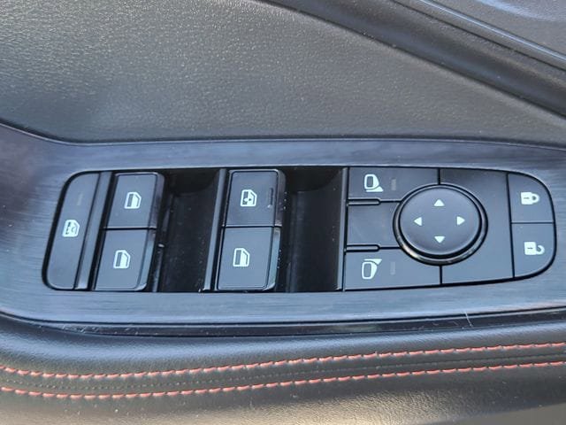 Certified 2025 Nissan Rogue SV AWD/4WD image 8