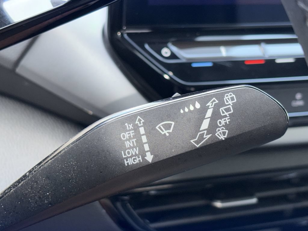 Certified 2023 Volkswagen ID.4 Pro RWD image 18