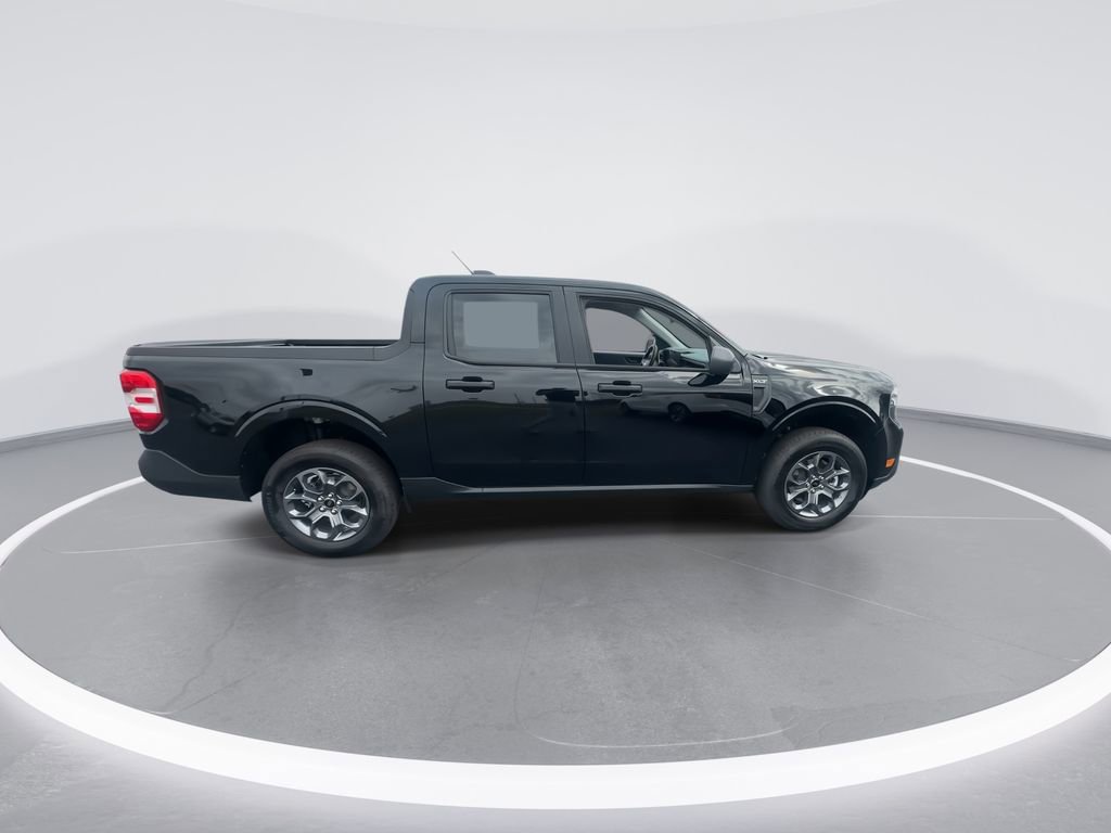 New 2026 Ford Maverick XLT AWD/4WD image 2