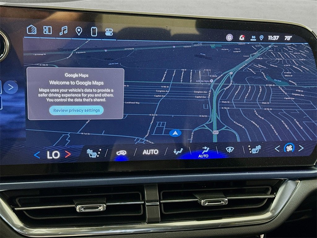 New 2025 Chevrolet Equinox EV LT image 8