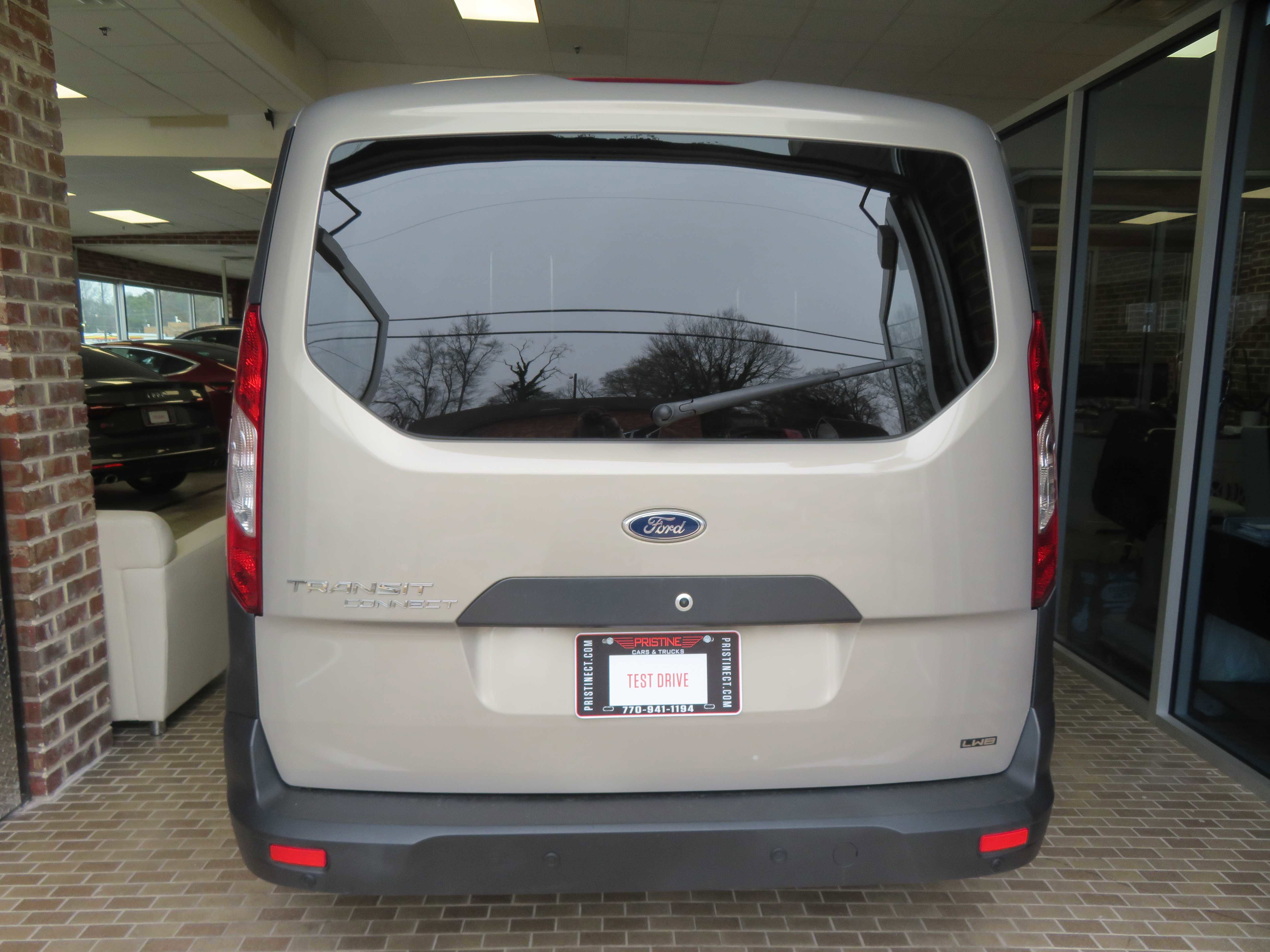 Used 2016 Ford Transit Connect XL image 5
