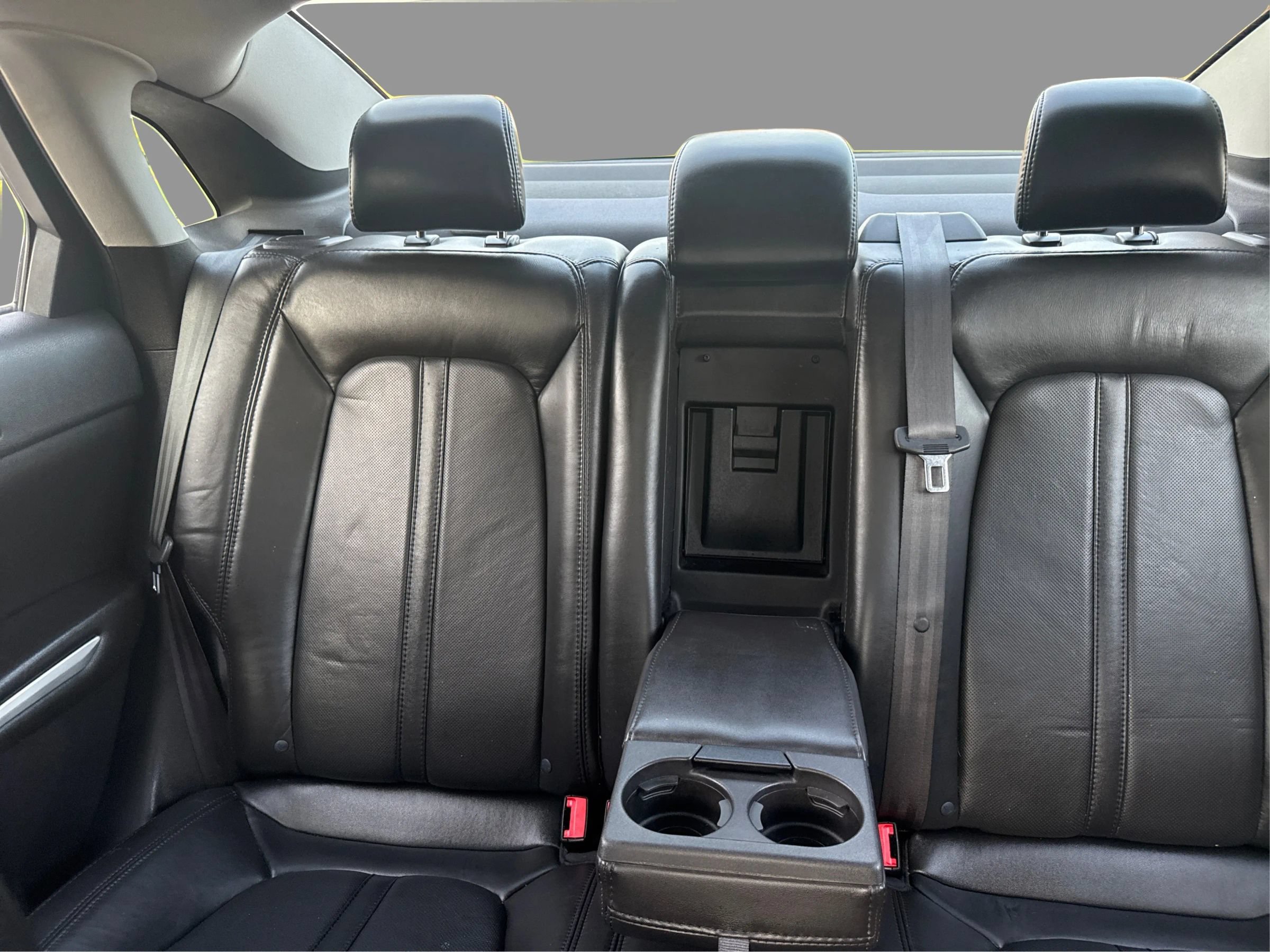 Used 2013 Lincoln MKZ FWD image 17