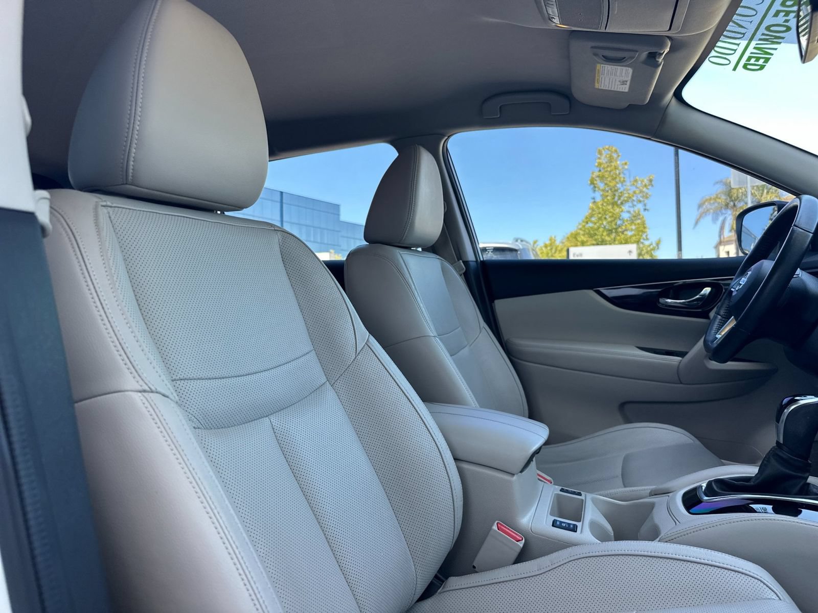 Used 2018 Nissan Rogue Sport SL FWD image 17